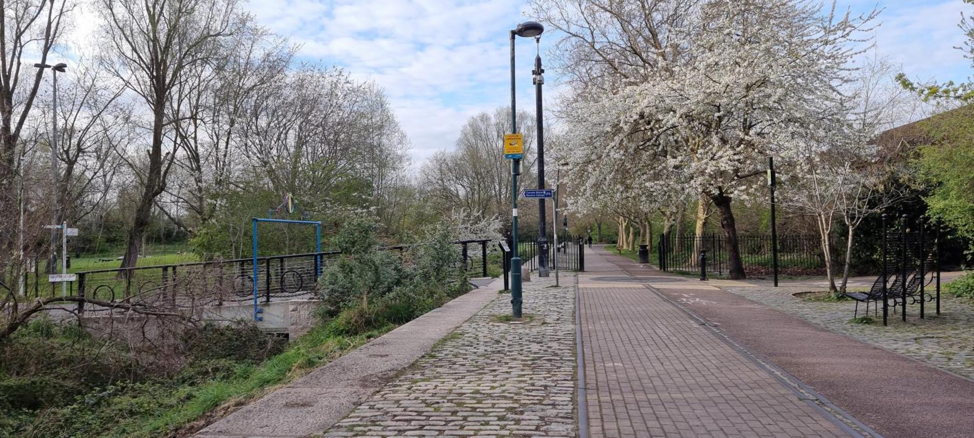 Riverside 1Br With Easy Transport 20Min To City Centre London Eksteriør bilde
