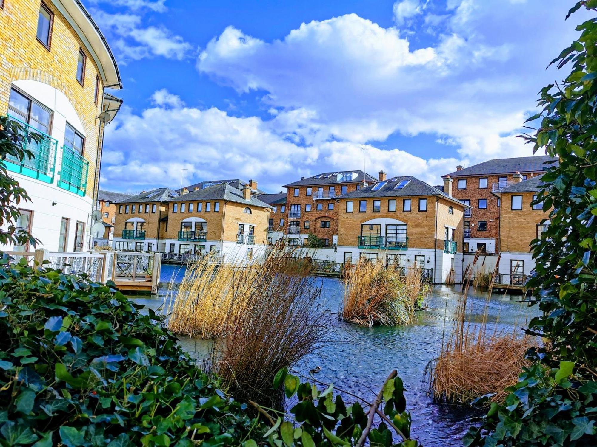 Riverside 1Br With Easy Transport 20Min To City Centre London Eksteriør bilde